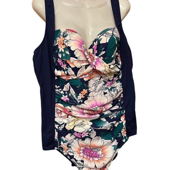 Cristina swim wear Cute full swimming suit Size XXL D (2XD) - Picture 1 of 4